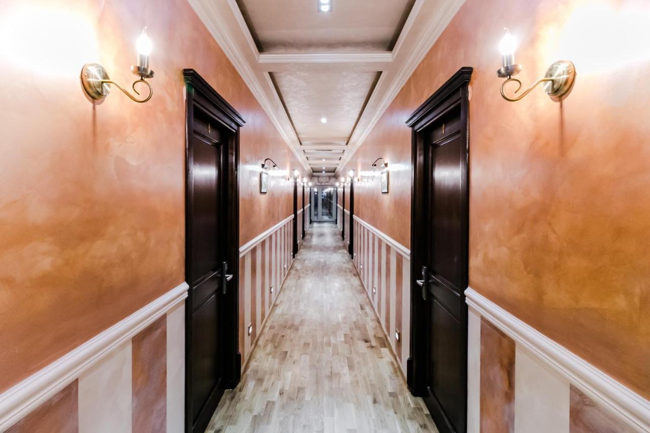 Hotel Marina Pucioasa Eksteriør billede