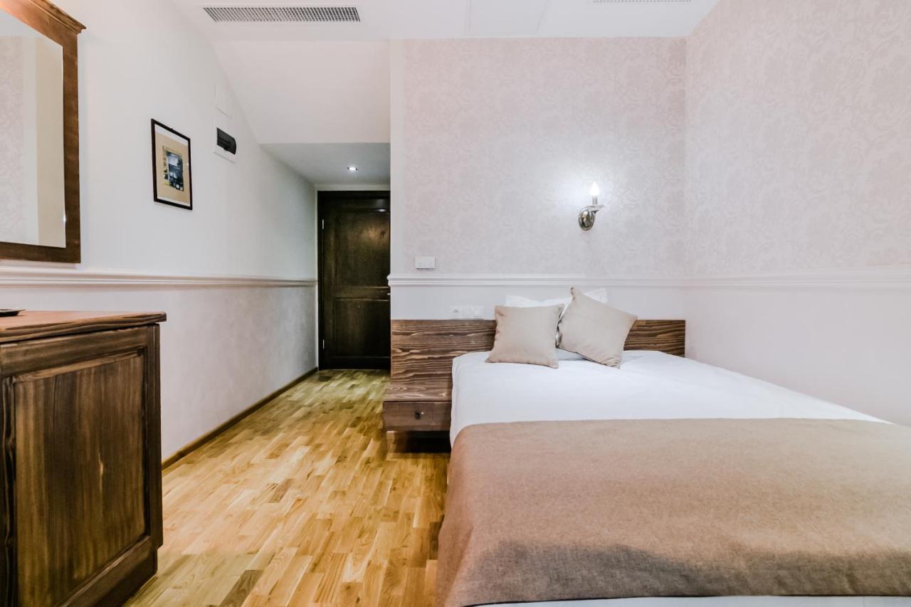 Hotel Marina Pucioasa Eksteriør billede