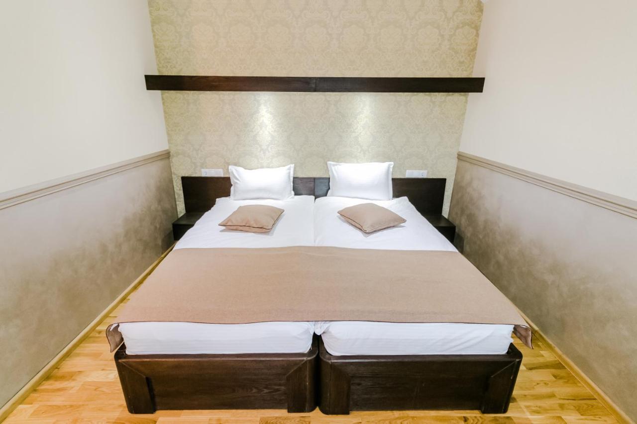 Hotel Marina Pucioasa Eksteriør billede